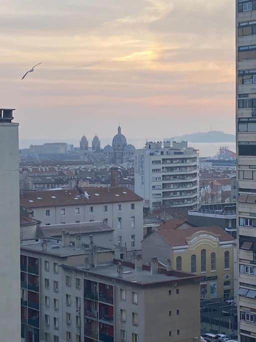 Appartement T4 A Deux Pas De La Gare St Charles Marsiglia Esterno foto