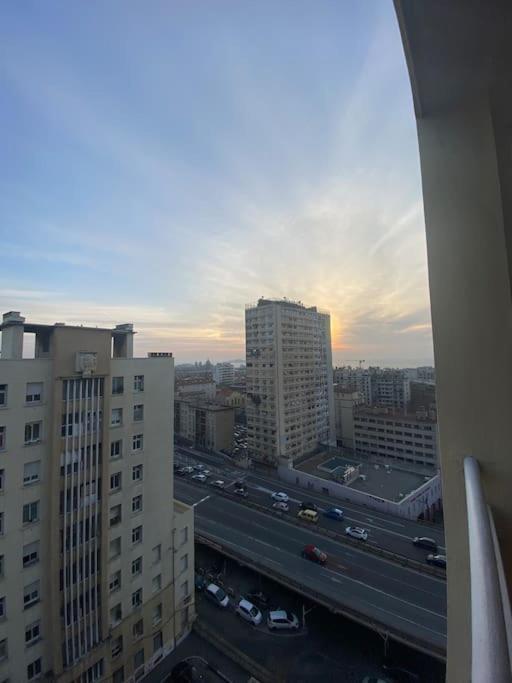 Appartement T4 A Deux Pas De La Gare St Charles Marsiglia Esterno foto