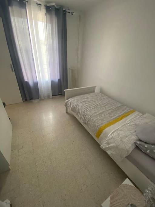 Appartement T4 A Deux Pas De La Gare St Charles Marsiglia Esterno foto