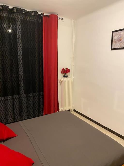 Appartement T4 A Deux Pas De La Gare St Charles Marsiglia Esterno foto